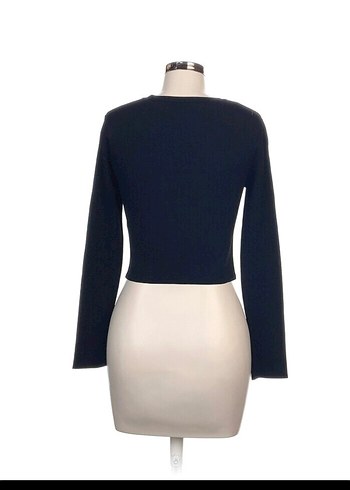 s Beden Siyah Uzun Kollu Crop Bluz
