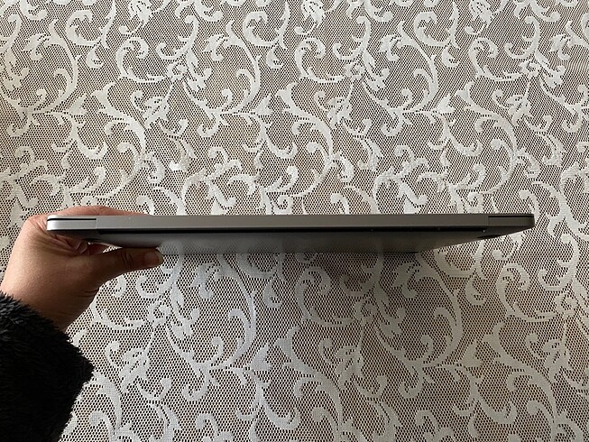  Beden Renk Apple MacBook Pro 13