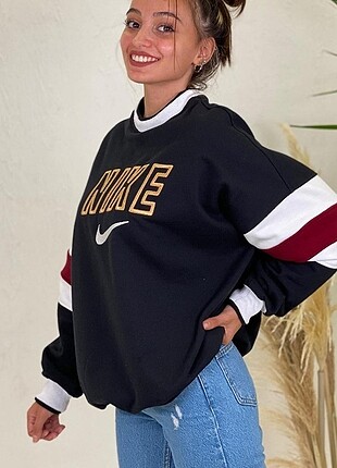 Nike Ribanalı Sweatshirt 
