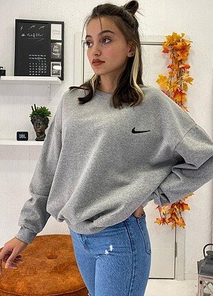 Nike Logo Detay Sweatshirt 