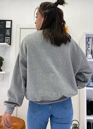 Nike Nike Logo Detay Sweatshirt