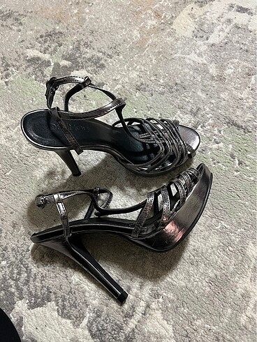 Derimod Derimod black silver platform ince topuklu ayakkabı