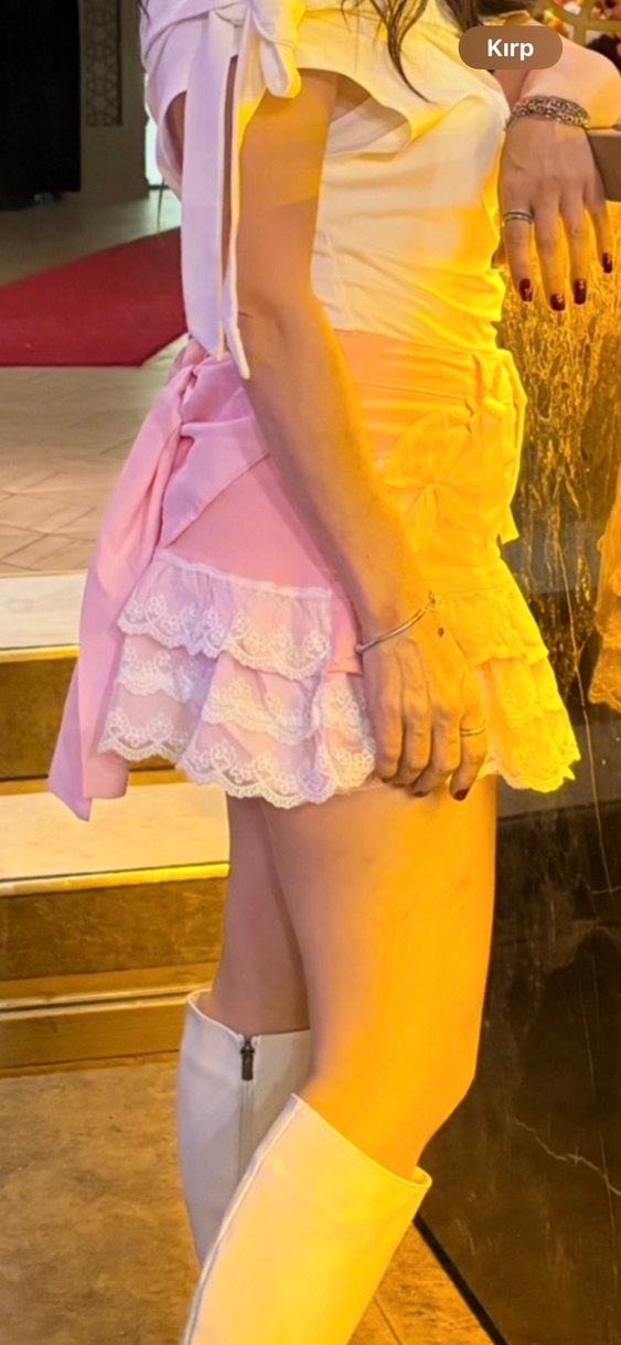 SATILDı Pembe Dantel Detaylı Mini Etek - Görsel 3