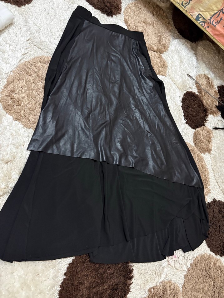 Drapeli Siyah Midi Goth Etek - Görsel 4