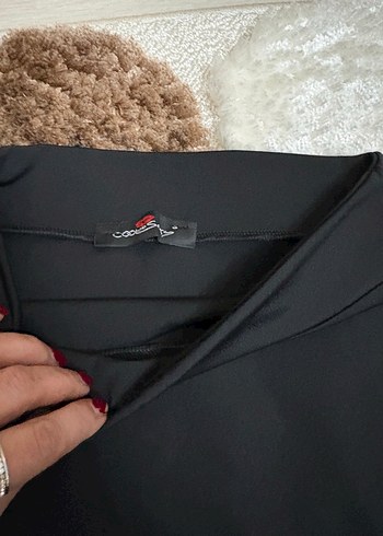 Siyah Uzun Kadın Etek, dantel detaylı - Görsel 4