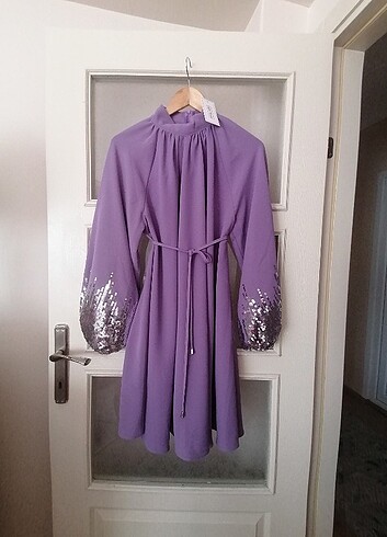 Zara Mor kolları işlemeli şık tunik