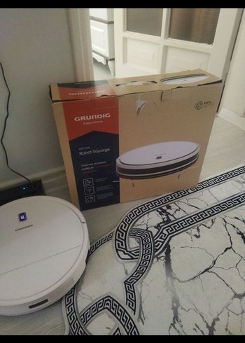 Beyaz Akıllı Robot Süpürge - Görsel 4