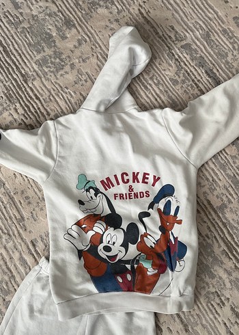 Mickey Mouse Kapüşonlu beyaz Kız Eşofman Takımı - Görsel 4
