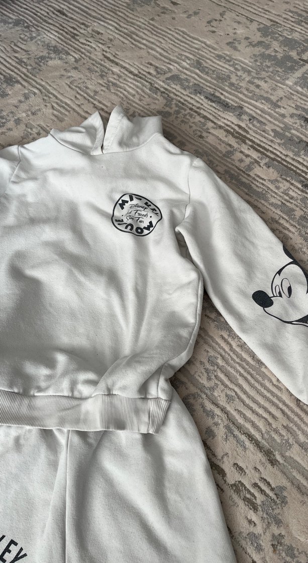 Mickey Mouse Kapüşonlu beyaz Kız Eşofman Takımı - Görsel 3