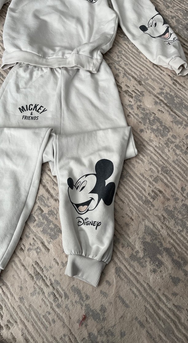 Mickey Mouse Kapüşonlu beyaz Kız Eşofman Takımı - Görsel 2