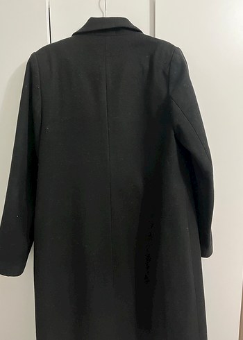 Çiçek Nakışlı Siyah Kaban - Görsel 5