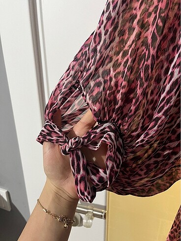 H&M Pembe renk leopar elbise