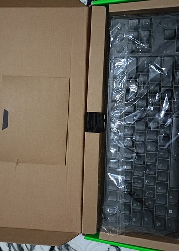 Razer Ornata V3 Tenkeyless Mekanik Klavye - Görsel 3