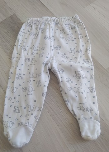 3 Ay Beden beyaz Renk Bebek Erkek Beyaz Düğmeli Uzun Kollu Hastane Kıyafeti ve pjamasi