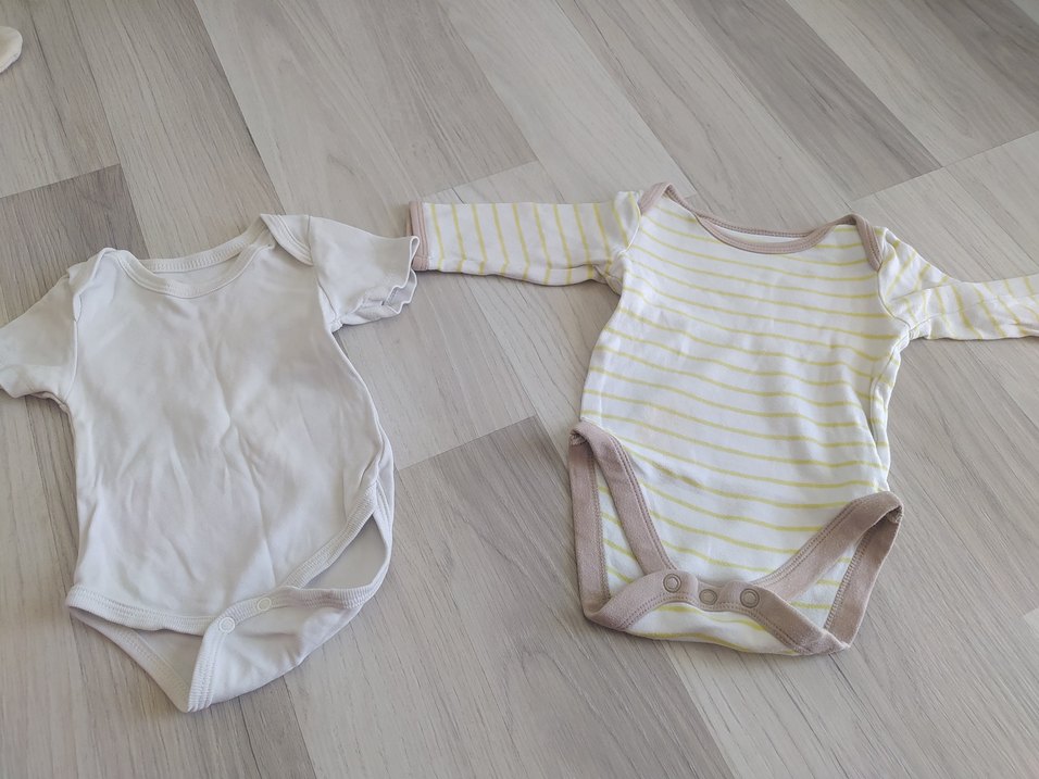 Bebek Kız Kolsuz Beyaz Body iki adet - Görsel 2