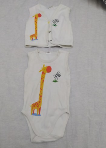 Düğmeli, Yüksek Yakalı Erkek Bebek zıbın ve elek - Görsel 2