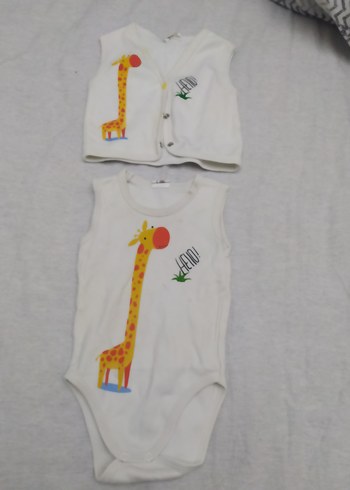 Düğmeli, Yüksek Yakalı Erkek Bebek zıbın ve elek - Görsel 3