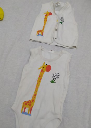 Düğmeli, Yüksek Yakalı Erkek Bebek zıbın ve elek - Görsel 6