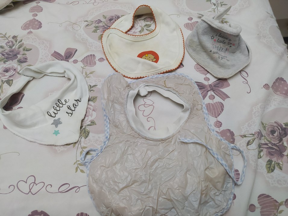 Nakışlı Mavi Bebek Önlüğü - Görsel 2