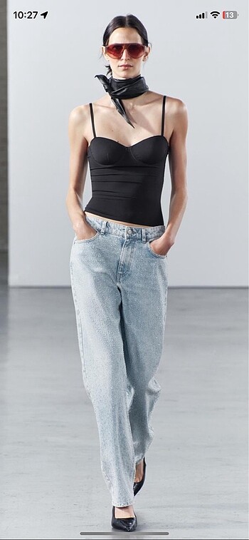 Zara taşlı jean