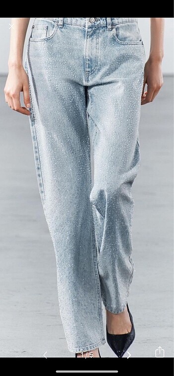 Zara taşlı jean