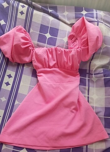 Mini arkası bağlamalı pembe elbise 