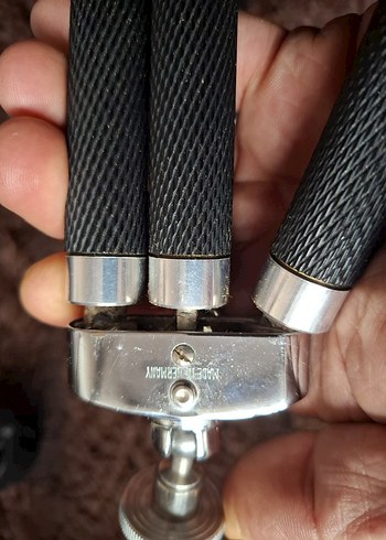 Gri Tripod ve Selfie Çubuğu - Görsel 3