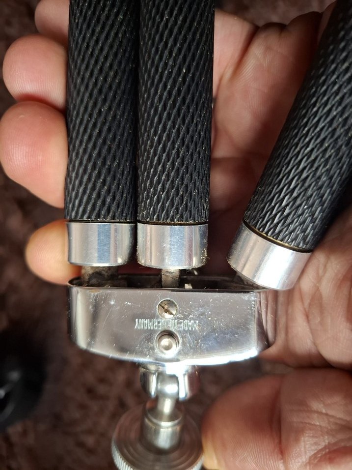 Gri Tripod ve Selfie Çubuğu - Görsel 3