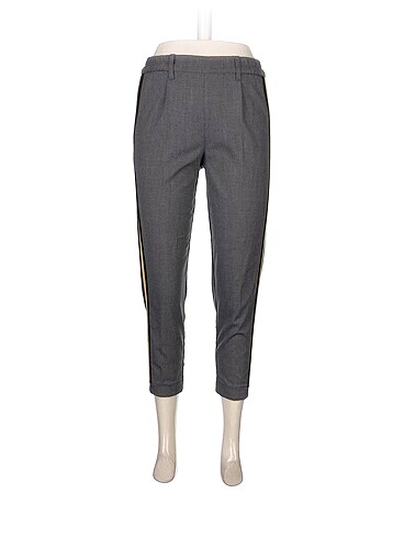 Bershka Kumaş Pantolon %70 İndirimli.