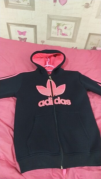 Adidas Kız çocuk eşofman takımı 