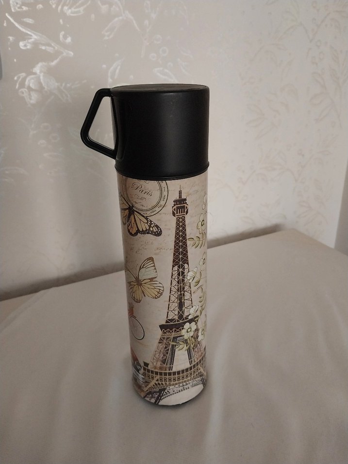 Çiçek ve Araba Desenli Renkli Termos - Görsel 2