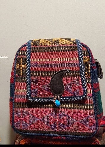 Kilim motifli çanta