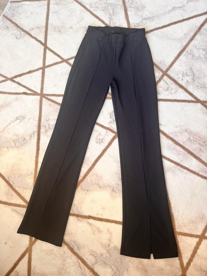 Siyah Kadın Kumaş Pantolon, Regular Fit, Yırtmaçlı - Görsel 2