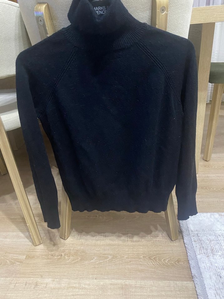 Siyah Boğazlı Triko Kadın Kazak - Görsel 2