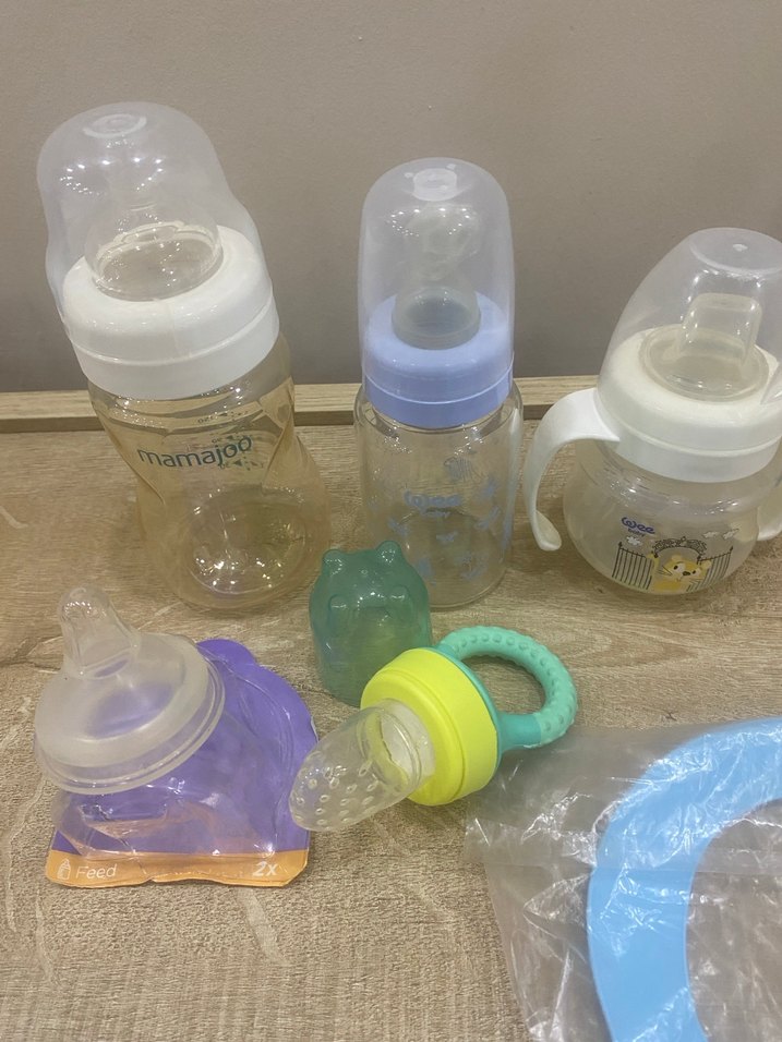 Mavi Bebek Biberon Seti ve Önlük - Görsel 2