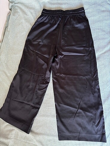 s Beden siyah Renk Zara saten pantolon
