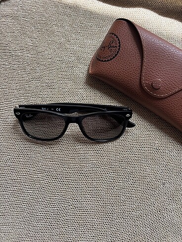 Ray ban junior klasik model