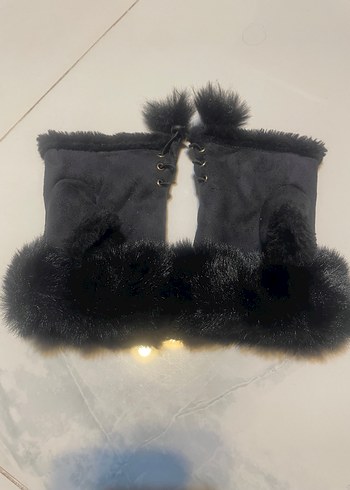 Kürk Detaylı Siyah Süet Gotik Eldiven - Görsel 4