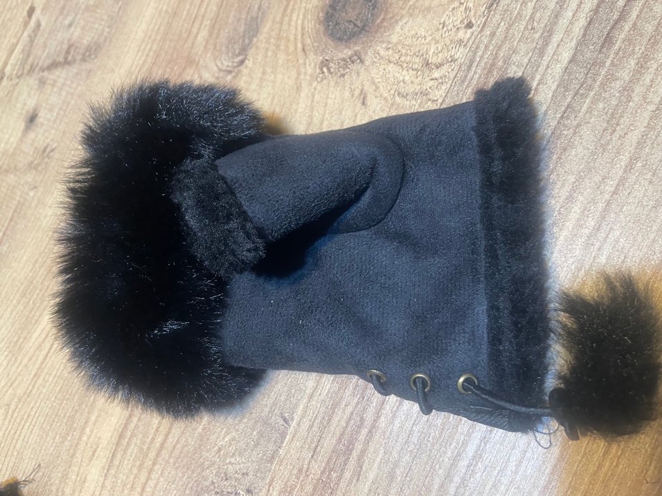 Kürk Detaylı Siyah Süet Gotik Eldiven - Görsel 3