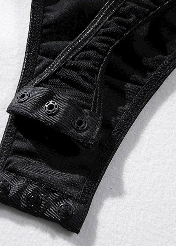 Siyah Deri Strappy Göğüs Korsesi - Görsel 4