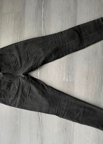 Gri Bol Kesim Kadın Jean Pantolon - Görsel 4