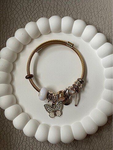 Gold pandora bileklik