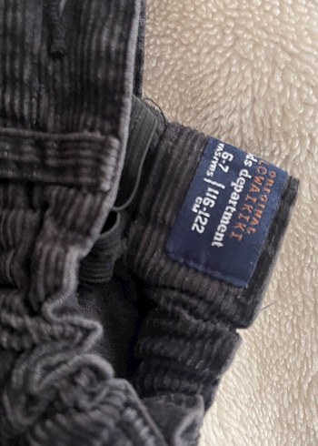 Siyah Erkek Çocuk Kemerli Dar Kesim Pantolon - Görsel 3