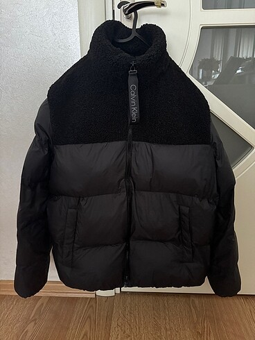 Calvin Klein Mont