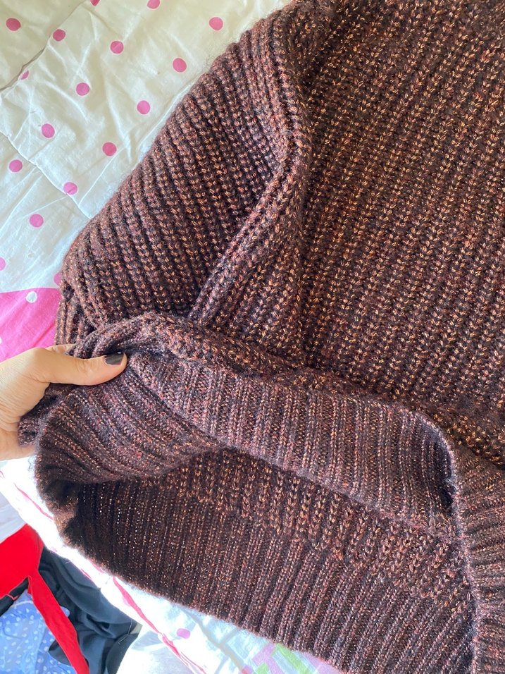 Kahverengi Boğazlı Örgü Kazak - Görsel 4