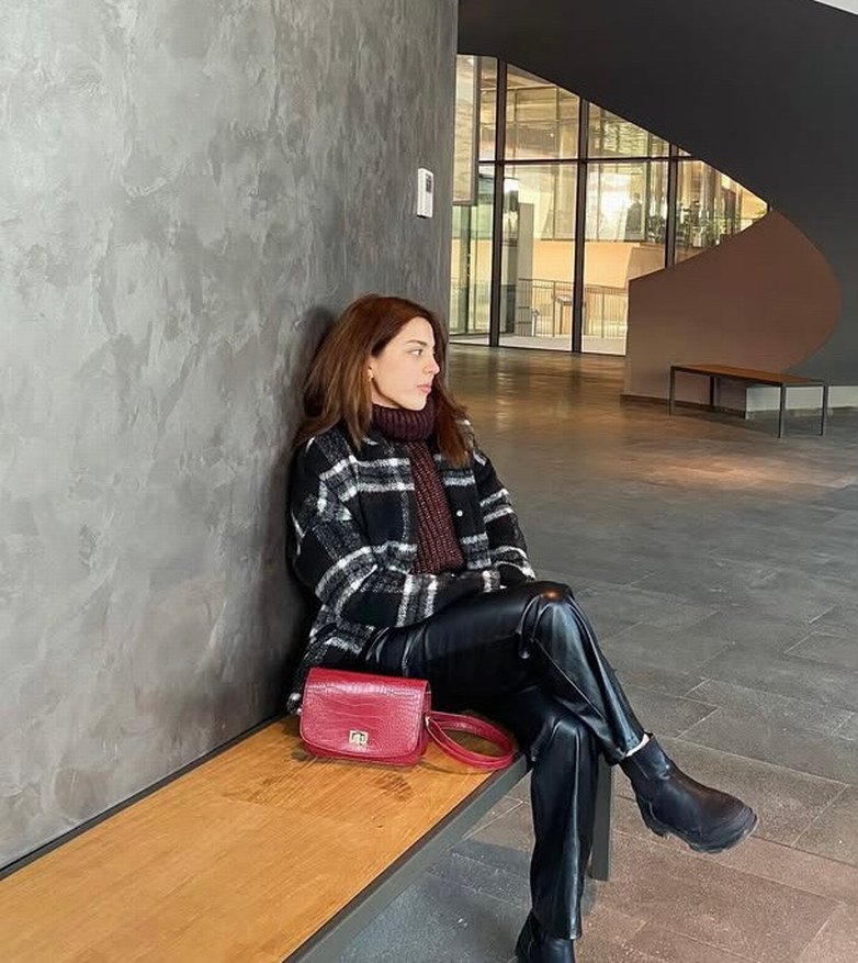 Kahverengi Boğazlı Örgü Kazak - Görsel 5