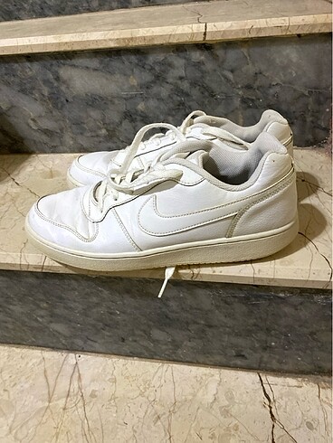 Nike spor ayakkabı
