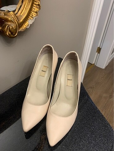 Diğer nude stiletto