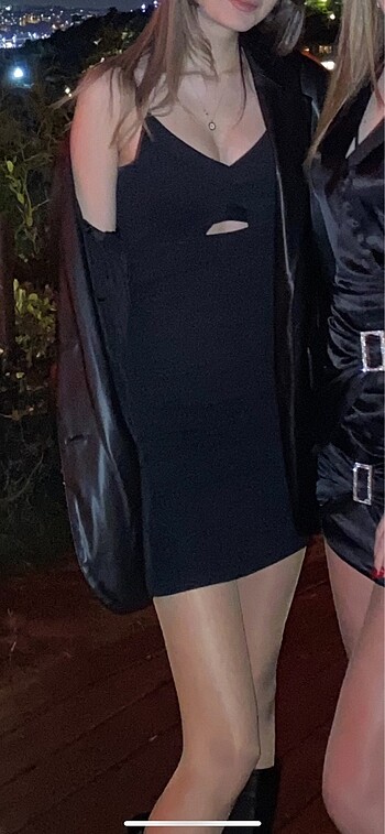xs Beden Zara siyah elbise
