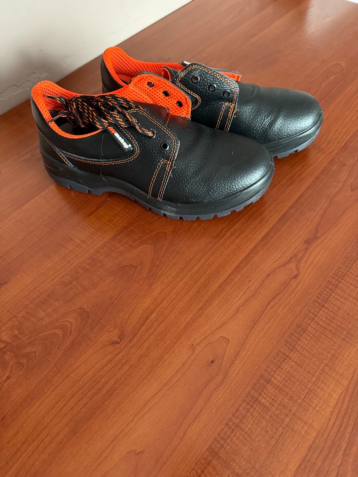 Siyah Tokalı Erkek İş Ayakkabısı - Görsel 2